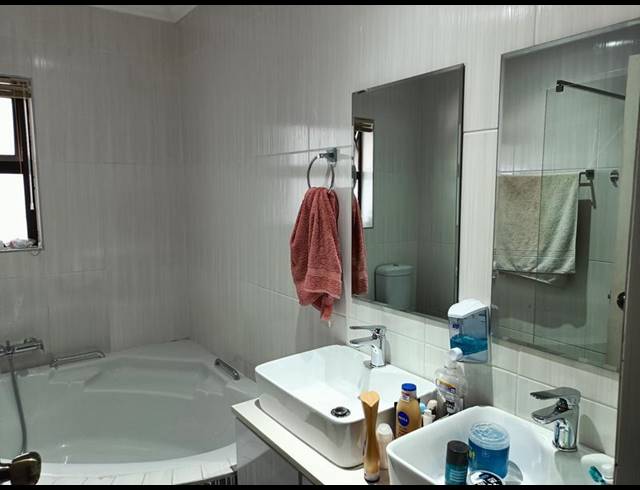 4 BEDROOM HOUSE FOR SALE IN DARLING